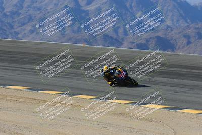 media/Mar-21-2025-CVMA Friday Practice (Fri) [[30cd4fe323]]/2-Racer 1/Session 2 (Bowl)/